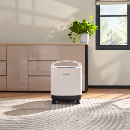 Philips Oxygenate 5 stationary concentrator in a home setting
